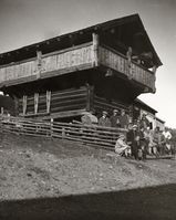 2. Jarstad, Oppland - Riksantikvaren-T147 01 0891.jpg