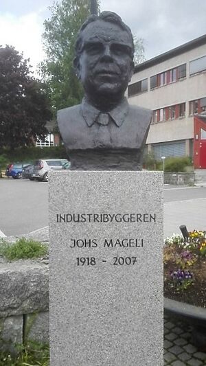 Johs. Mageli byste.jpg