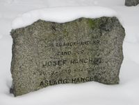 142. Josef Hanche gravminne.jpg