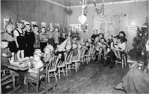 Julefest i Seljestad barneparkering 23.12. 1950.jpg