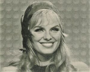 Julie Ege faksimile Nå 1971.jpg