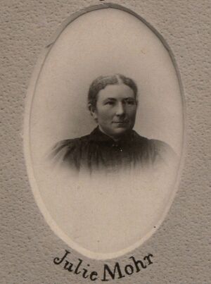 Julie Mohr.jpg