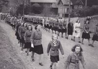 KFUK-speiderne i Brennabakken. Foto: Rolf Korvald