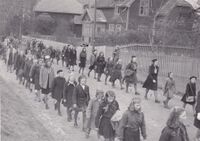 KFUK-troppen fra Vestfossen i Brennabakken. Foto: Rolf Korvald