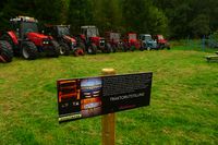 Traktorutstilling, Bakketunet.