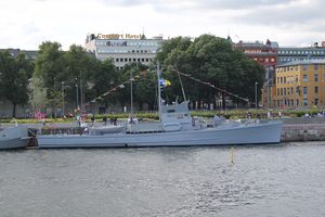 KNM Hitra i Bjørvika 2014 01.JPG