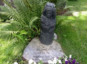 Kai Fjell gravminne Oslo.jpg