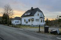 Kantorveien 6 på årets første dag i 2020. De siste månedene før rivning var huset visningssenter. Foto: Leif-Harald Ruud