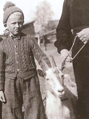 Karl-Erik og geitebukken.JPG