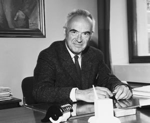 Karl Evang 1964.jpg