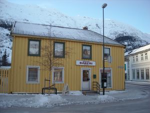 Karlsens Bakeri Mosjoeen.jpg