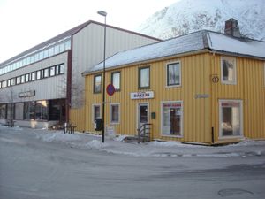 Karlsens Bakeri og Angermobygget Mosjoeen.jpg