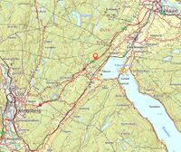 Kart som viser beliggenheten av plassen, omtrent 1,5 kilometer nord for Darbu