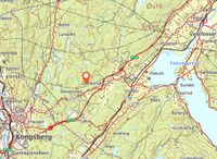 Kart som viser beliggenheten av plassen, omtrent midtveis mellom Darbu og Kongsberg.