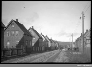 Kirkenes gate arbeiderboliger.jpg