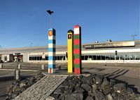 Motiv fra Kirkenes lufthavn som ligger ved Høybuktmoen i Sør-Varanger kommune. Foto: Lars Egil Sørsdal (2019)