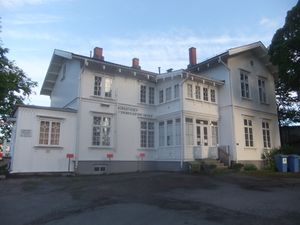 Kirkeveien videregående skole.JPG