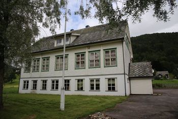 Kirkhorn skule (3).jpg