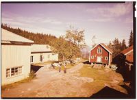 64. Kleivstuen Hotell - Krokkleiva. - no-nb digifoto 20160511 00223 NB NKF P 04 01 003.jpg