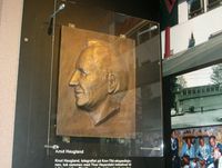 Relieff av museumsbestyrer Knut Haugland på Kon-Tiki Museet. Foto: Stig Rune Pedersen