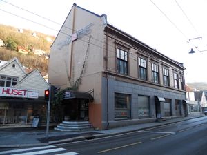 Kong Oscars gate 44.jpg