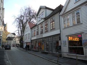 Kong Oscars gate 5.jpg