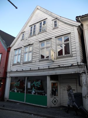 Kong Oscars gate 8.jpg