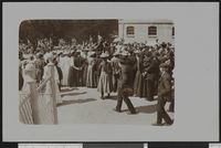 308. Kongebesøket 1906 ukjent sted - no-nb digifoto 20160218 00296 bldsa PK14033.jpg