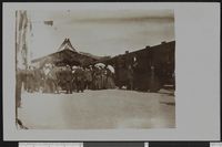 309. Kongebesøket 1906 ukjent sted - no-nb digifoto 20160218 00298 bldsa PK14035.jpg