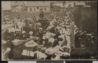 312. Kongeparet på ukjent sted - no-nb digifoto 20160222 00053 bldsa PK14003.jpg