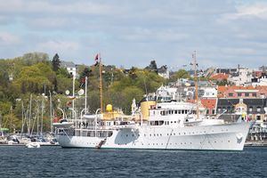 Kongeskipet Norge Frognerkilen 2017.JPG