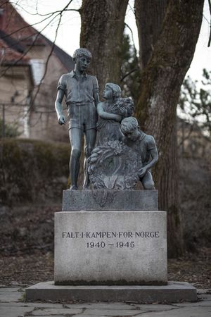 Krigsminnesmerket i Ullevål hageby.jpg