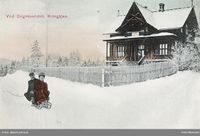 Aking utenfor kaféen som ga strøket sitt navn. Foto: Oslo Museum (1908).