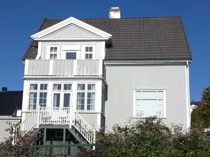 Kristian Fredriks vei 9 (Larvik).jpg