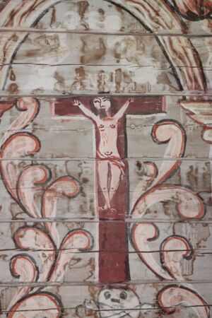 Krossfestingsmotiv i Holdhus kyrkje Hordaland.JPG
