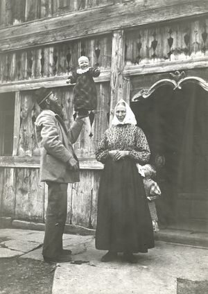Kruke, Oppland - Riksantikvaren-T125 01 0025.jpg