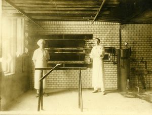 Krukes bakeri i Hokksund (ea-2009-008-001).jpg