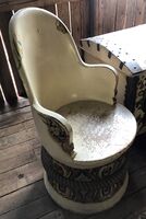 Kubbestol 2. Stammer fra Aase Wethal, Lillestrøm.