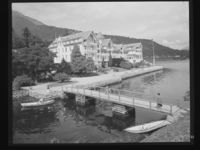 Hotellet i 1960. Foto: Ukjent / Mittet & Co.