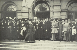 Kvinnelige studenters sangforening i uppsala 1916.png