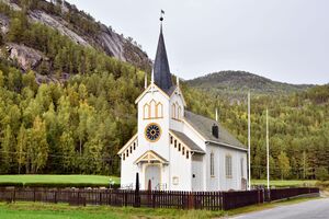 Kviteseid, Vråliosvegen 470, Vrådal kyrkje.jpg