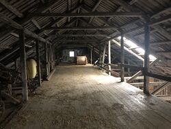 Låven på Berg gård innvendig. Foto Steinar Bunæs.