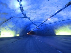 Lærdalstunnelen 2013.jpg