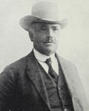 Lærer Hans Hegna foto.jpg