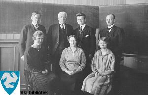 Lærere ved Kontra skole 1928.jpg