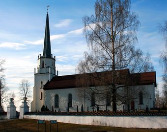 Løten kirke.jpg