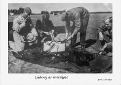 Trening på ladning av mitraljøse.