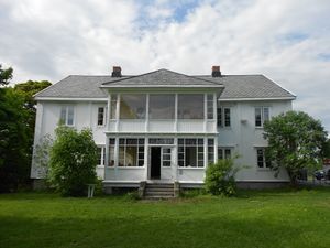 Lambertseter gård hage.JPG
