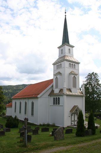 Langset kirke Eidsvoll 1.jpg