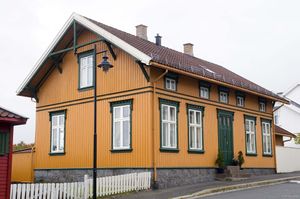 Larvik, Øvre Fritzøegate 11.jpg